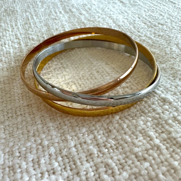 Tri colored interlocking bracelets - Picture 1 of 2